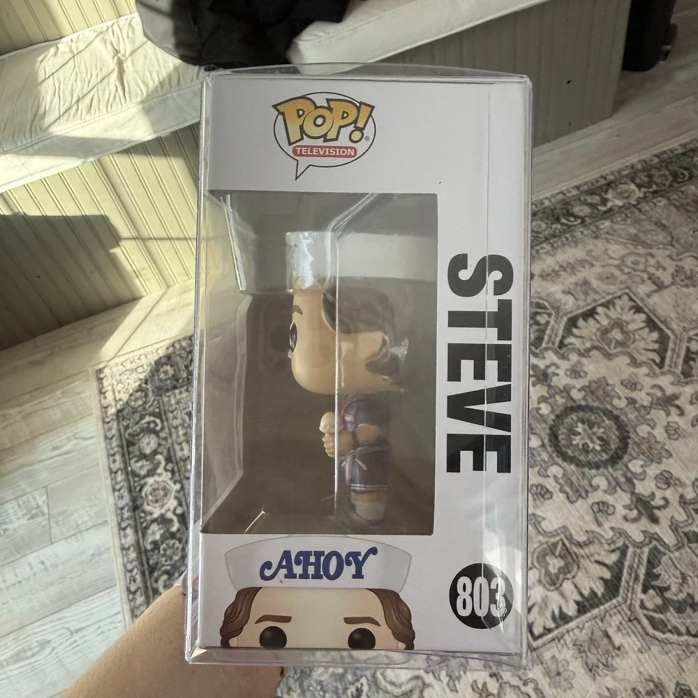 Funko Pop Stranger Things Steve Harrington #803 Scoops Ahoy w/ Pop Protector